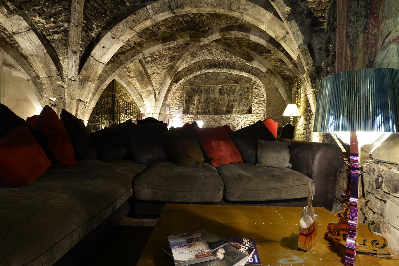 Abbaye De Maizieres 4* Beaune (Cote d'Or)