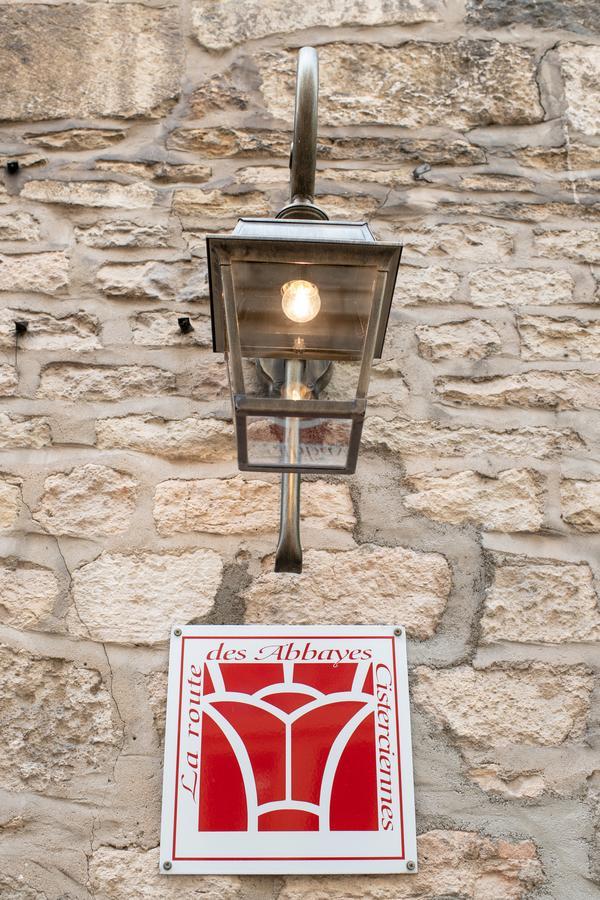 Abbaye De Maizieres Beaune (Cote d'Or)