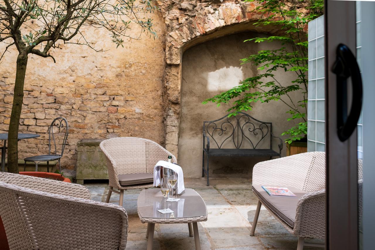 Abbaye De Maizieres Hotel Beaune (Cote d'Or)